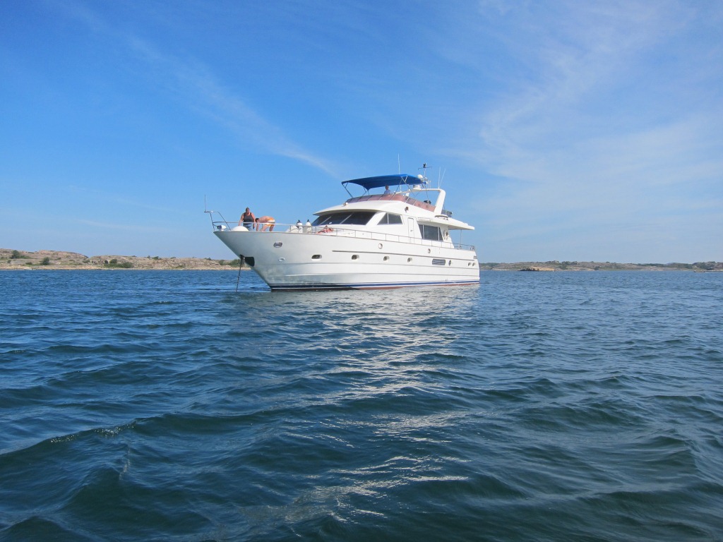 Yacht SEA DREAM - On charter.JPG